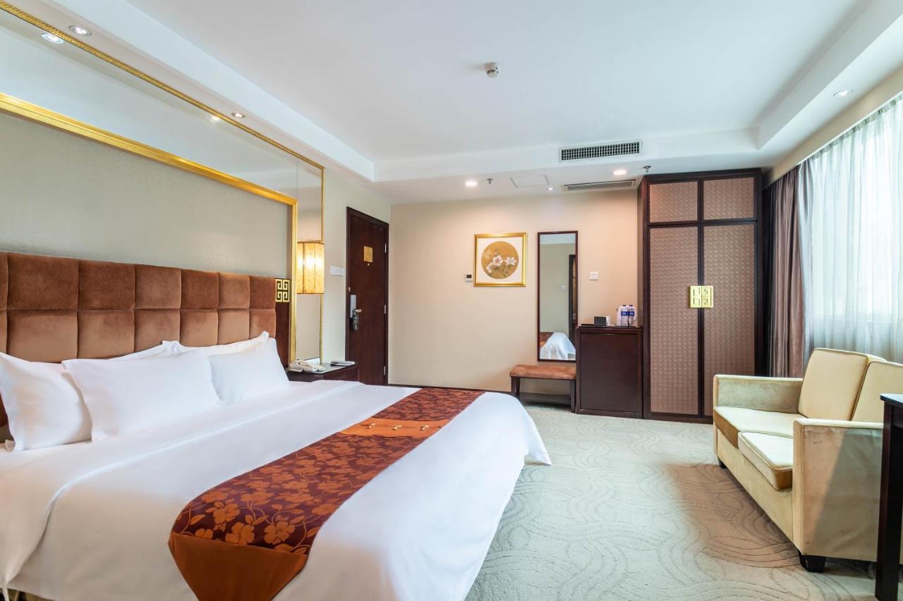 Fortune Hotel Guangzhou Exterior foto