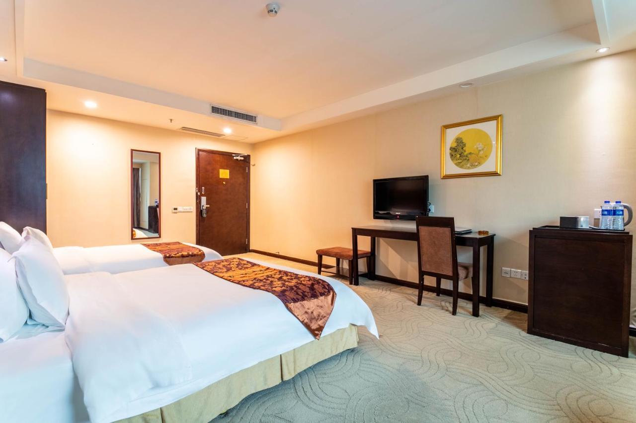Fortune Hotel Guangzhou Exterior foto