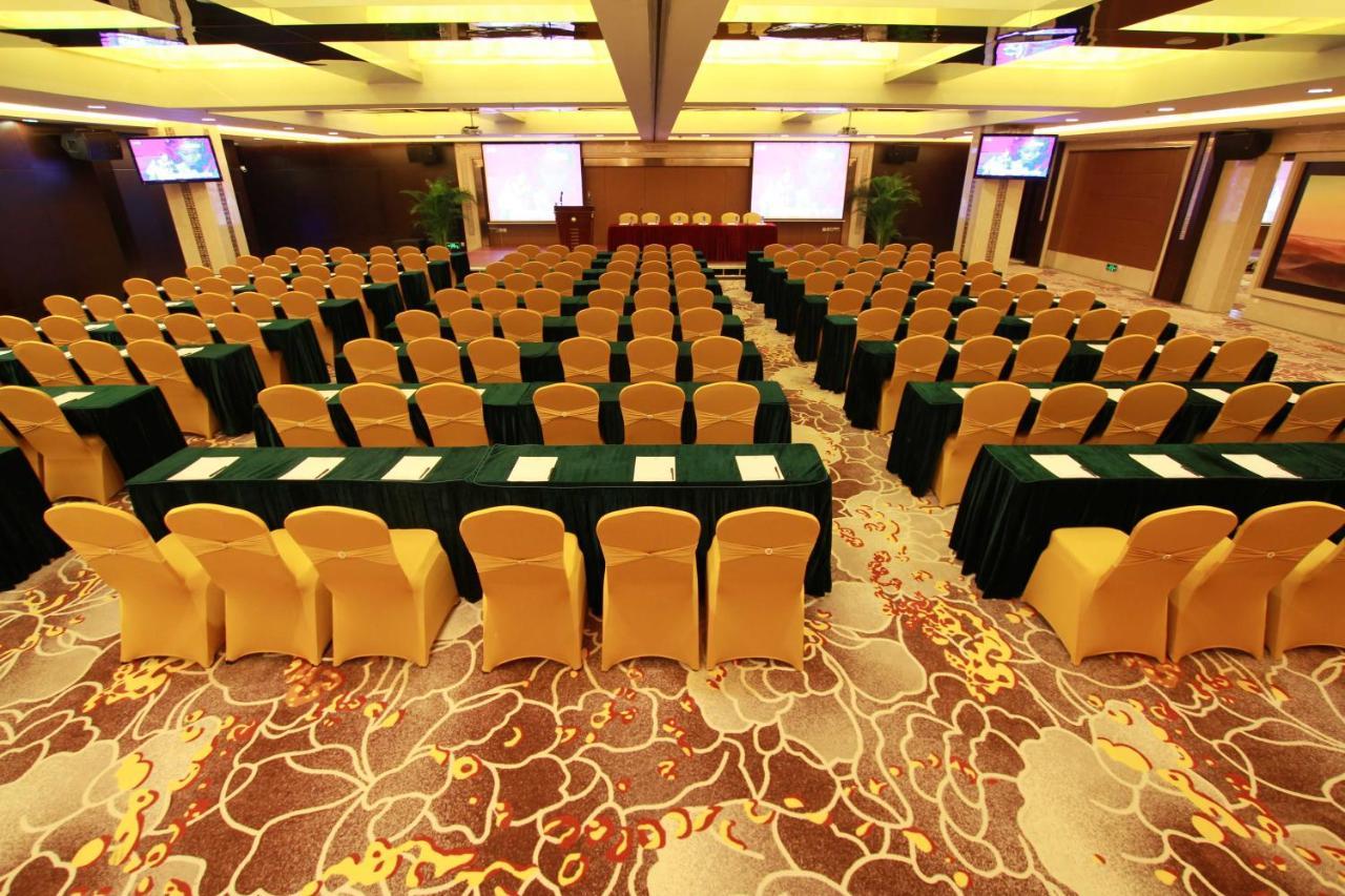 Fortune Hotel Guangzhou Exterior foto
