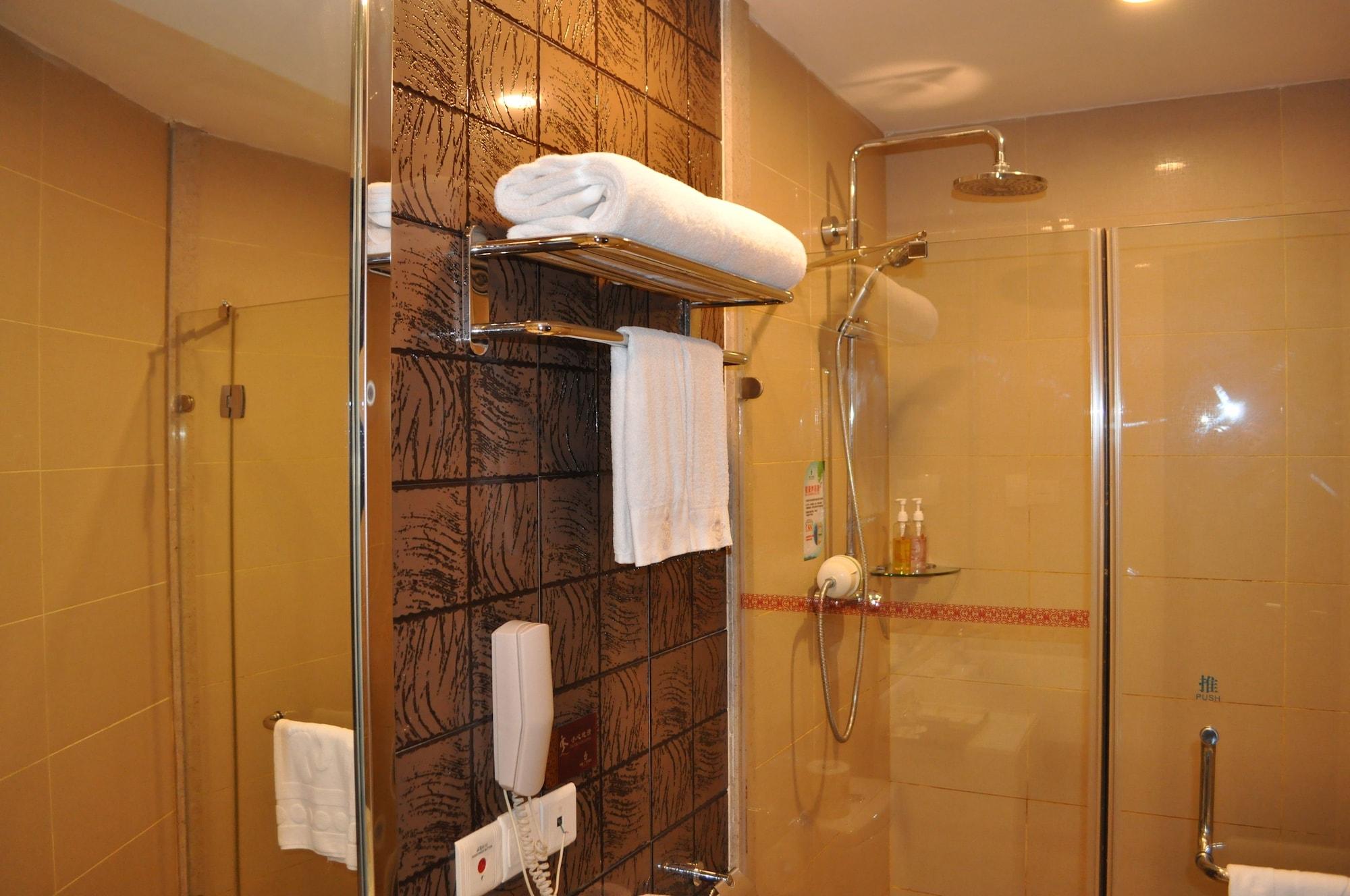Fortune Hotel Guangzhou Exterior foto