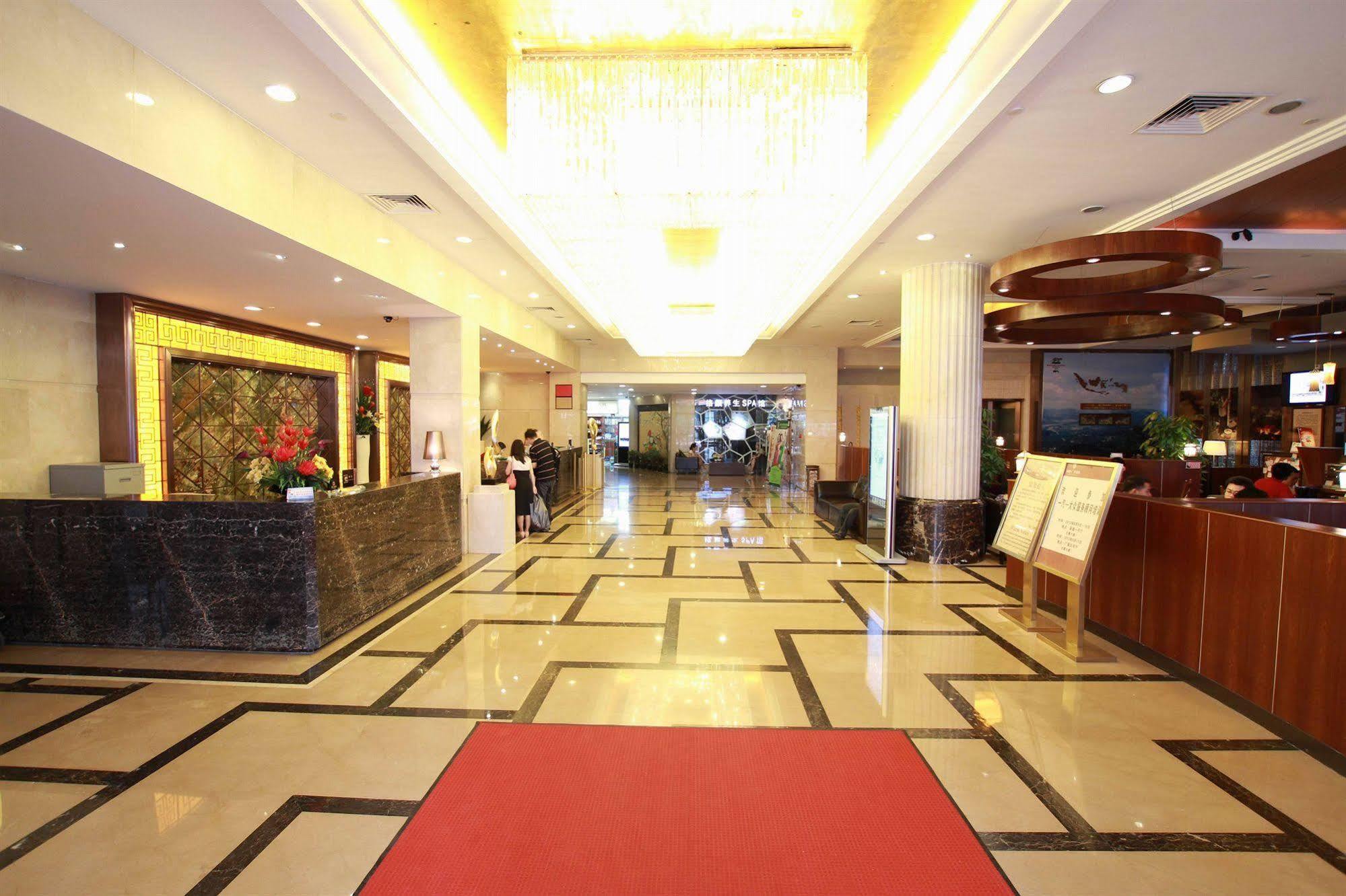 Fortune Hotel Guangzhou Exterior foto
