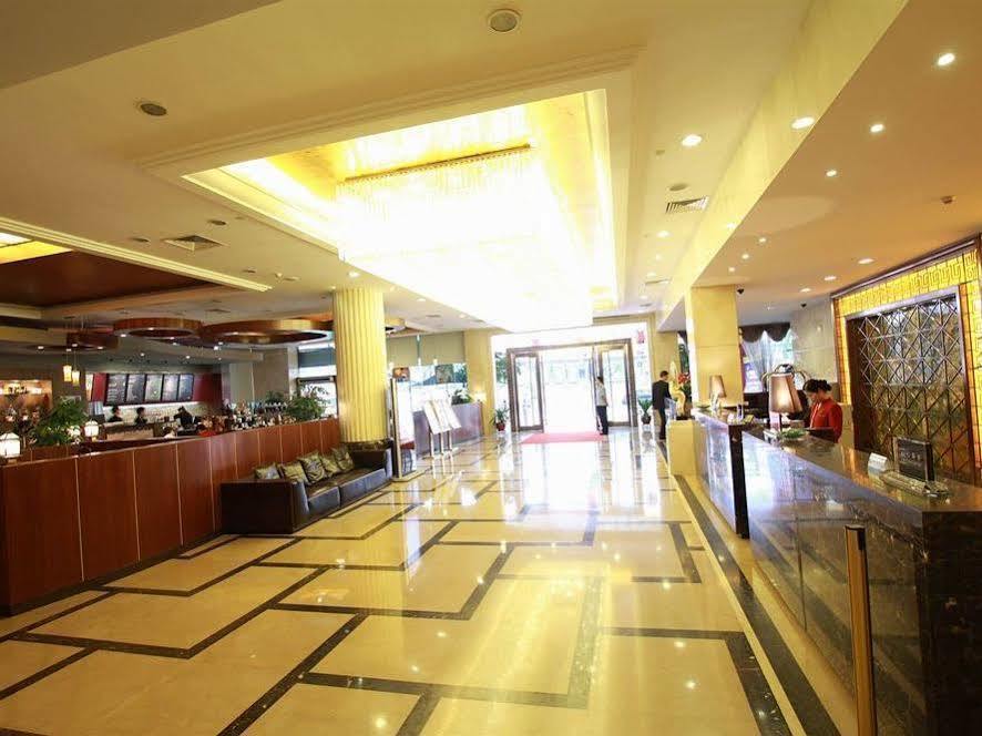 Fortune Hotel Guangzhou Exterior foto