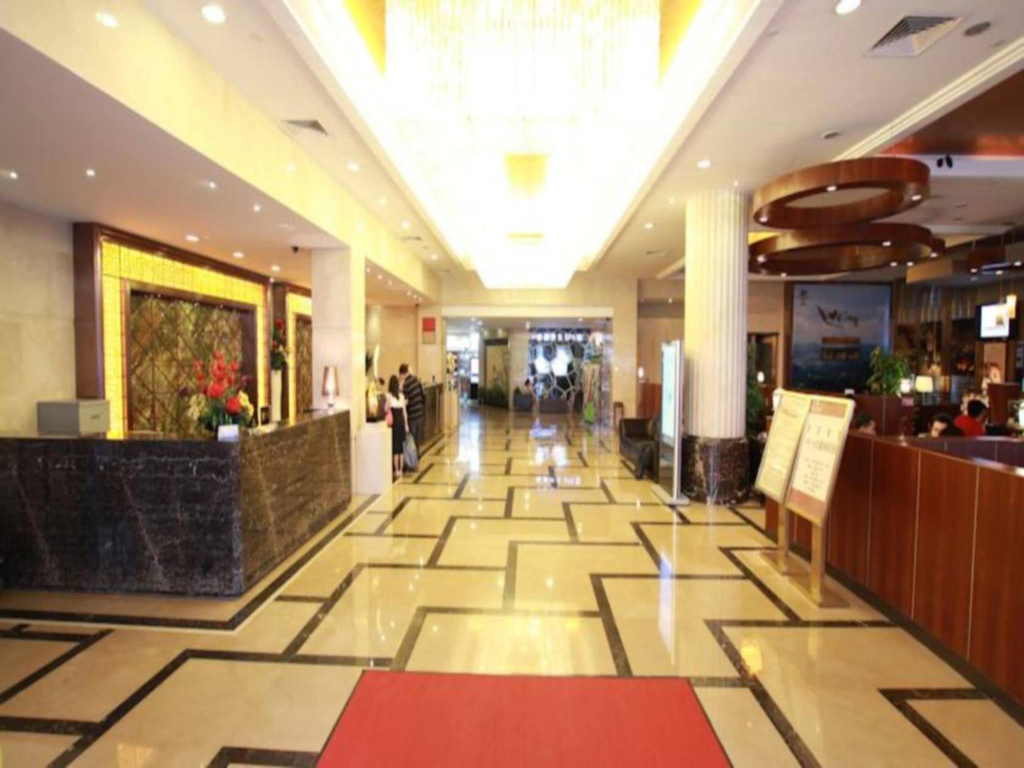 Fortune Hotel Guangzhou Exterior foto